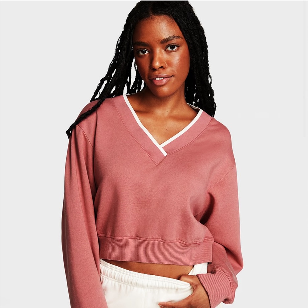 VICTORIA’S SECRET Fleece Vneck Pullover Mauve Pink Size Medium EUC